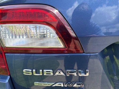 2019 Subaru Outback 2.5i