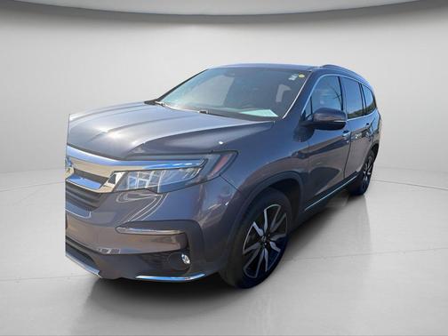Modern Steel Metallic 2022 Honda Pilot Touring 8-Passenger