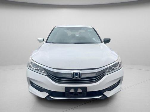 White Orchid Pearl 2017 Honda Accord Sport SE
