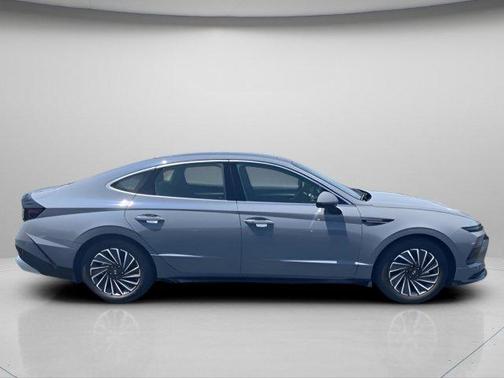 Transmission Blue 2026 Hyundai SONATA Hybrid SE