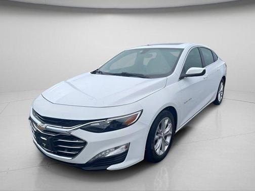 Summit White 2021 Chevrolet Malibu FWD LT