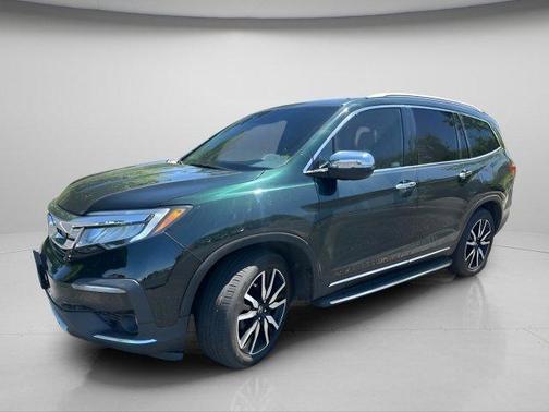 Black Forest Pearl 2020 Honda Pilot Touring 8-Passenger