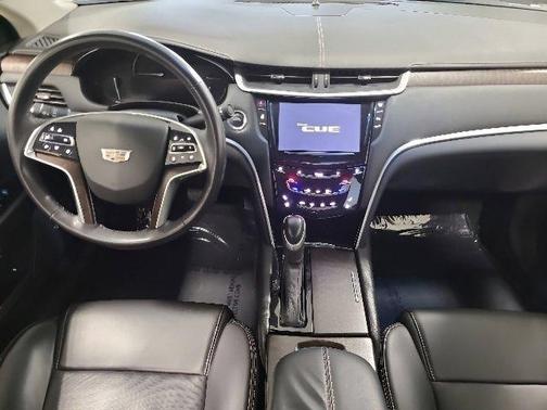 Crystal White Tricoat 2018 Cadillac XTS Luxury