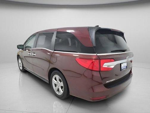 Deep Scarlet Pearl 2019 Honda Odyssey EX-L