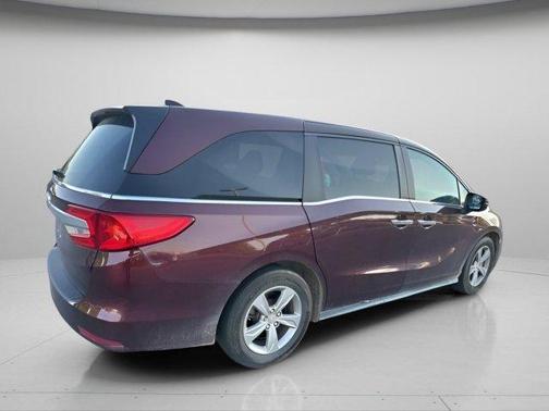 Deep Scarlet Pearl 2019 Honda Odyssey EX-L