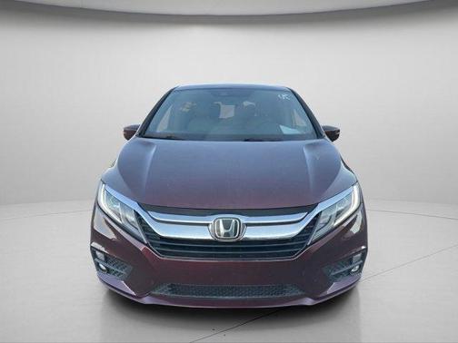 Deep Scarlet Pearl 2019 Honda Odyssey EX-L