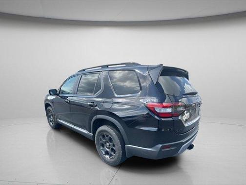 2023 Honda Pilot AWD TrailSport