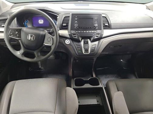 Lunar Silver Metallic 2019 Honda Odyssey LX