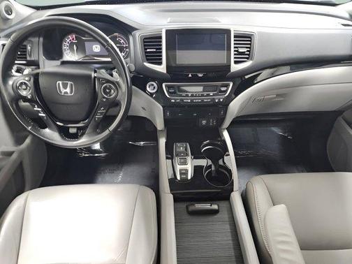 2018 Honda Pilot Touring