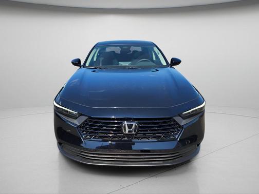 Crystal Black Pearl 2026 Honda Accord SE