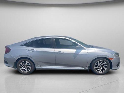 Lunar Silver Metallic 2016 Honda Civic EX