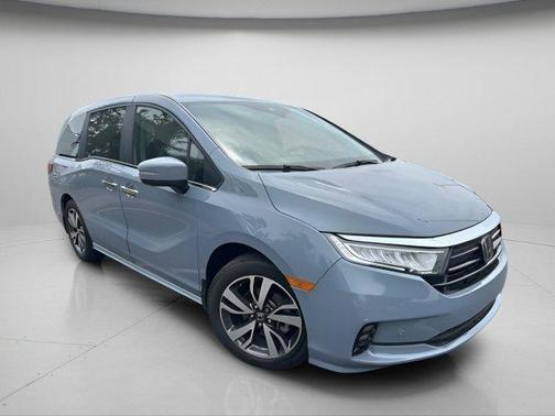 Modern Steel Metallic 2024 Honda Odyssey Touring