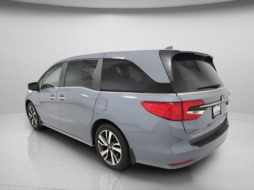 Modern Steel Metallic 2024 Honda Odyssey Touring