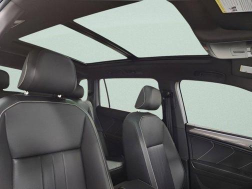 2022 Volkswagen Tiguan 2.0T SE R-Line Black 4MOTION