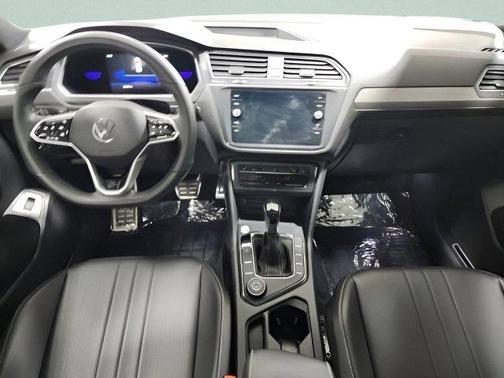 2022 Volkswagen Tiguan 2.0T SE R-Line Black 4MOTION