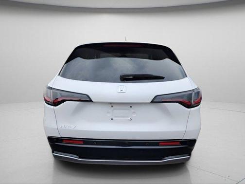 Platinum White Pearl 2027 Honda HR-V EX-L