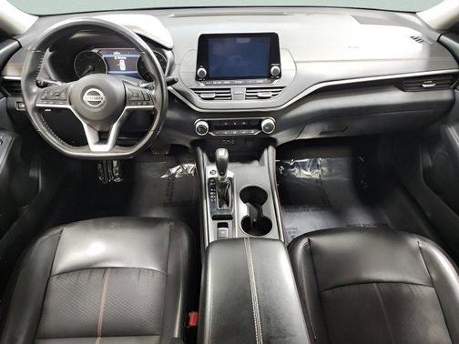 Super Black 2022 Nissan Altima SR Intelligent AWD