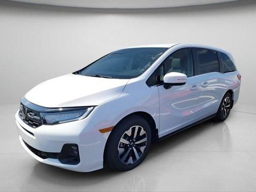 Platinum White Pearl 2026 Honda Odyssey EX-L