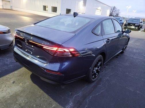 2025 Honda Accord Sport SE 1.5T