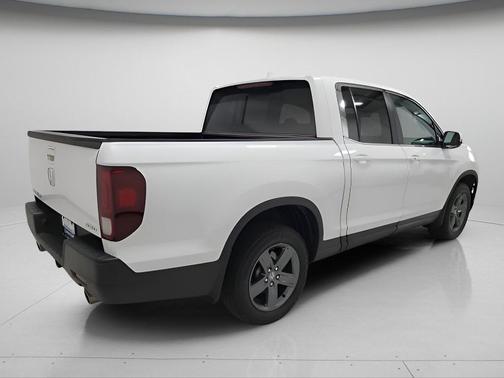 Platinum White Pearl 2023 Honda Ridgeline RTL