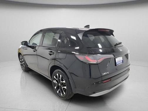 Crystal Black Pearl 2026 Honda HR-V EX-L