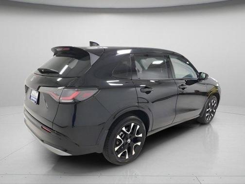 Crystal Black Pearl 2026 Honda HR-V EX-L