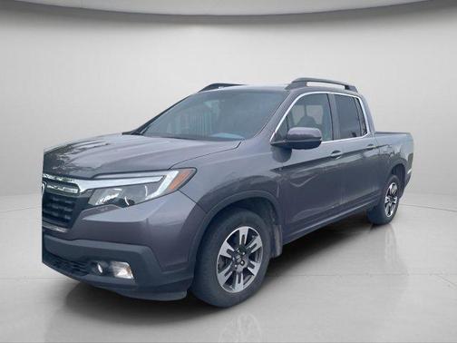 Modern Steel Metallic 2019 Honda Ridgeline RTL