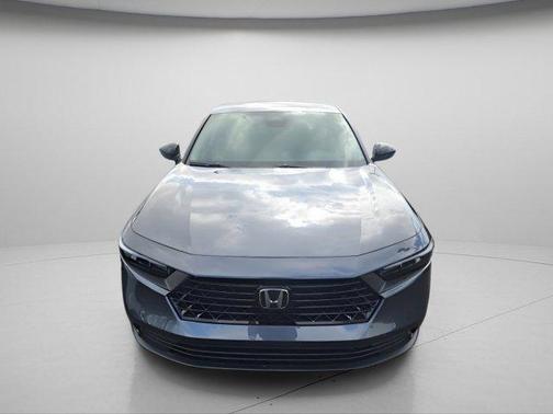 Meteorite Gray Metallic 2026 Honda Accord SE