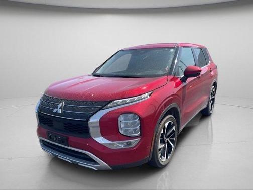 Red Diamond 2024 Mitsubishi Outlander SE 2.5 S-AWC