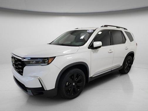 2023 Honda Pilot AWD Elite