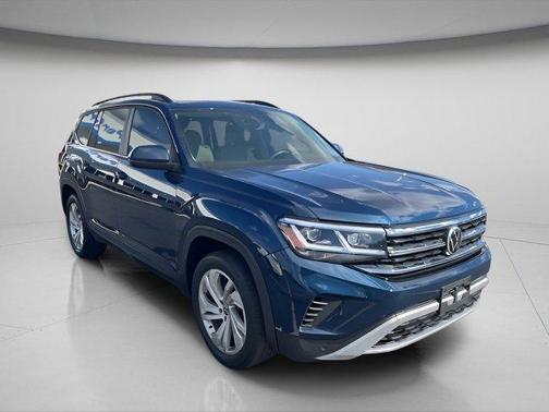 2022 Volkswagen Atlas 2.0T SE w/Technology 4MOTION
