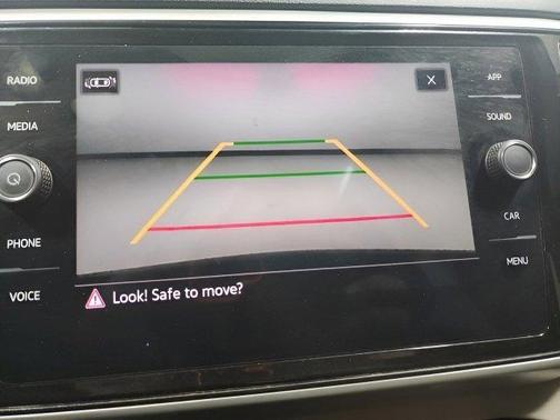 2022 Volkswagen Atlas 2.0T SE w/Technology 4MOTION