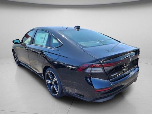 Crystal Black Pearl 2026 Honda Accord SE
