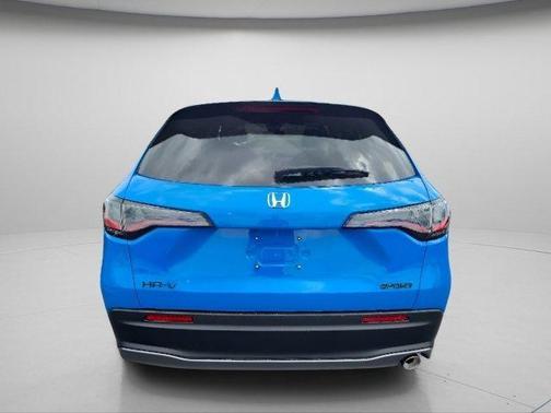 Boost Blue Pearl 2027 Honda HR-V Sport