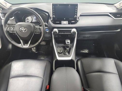 2022 Toyota RAV4 Hybrid XLE Premium