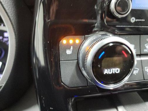 Magnetic Gray Metallic 2022 Toyota Highlander XLE