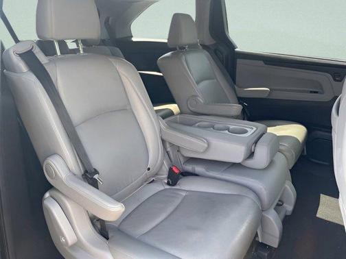 Crystal Black Pearl 2019 Honda Odyssey EX-L w/Navigation/RES