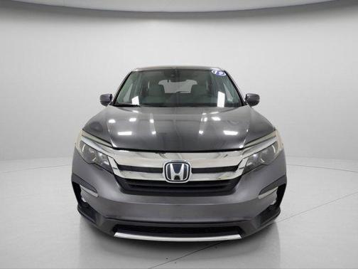 Modern Steel Metallic 2019 Honda Pilot EX