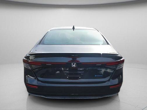 Crystal Black Pearl 2026 Honda Accord Hybrid Sport-L