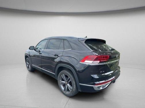 2021 Volkswagen Atlas Cross Sport 3.6L V6 SE w/Technology R-Line