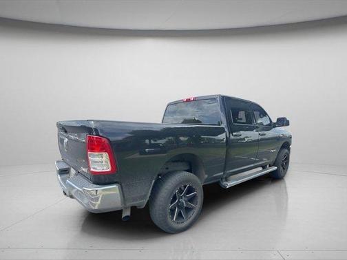 2019 RAM 2500 Tradesman Crew Cab 4x4 6'4' Box