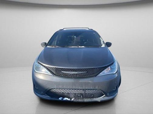 2018 Chrysler Pacifica Touring-L