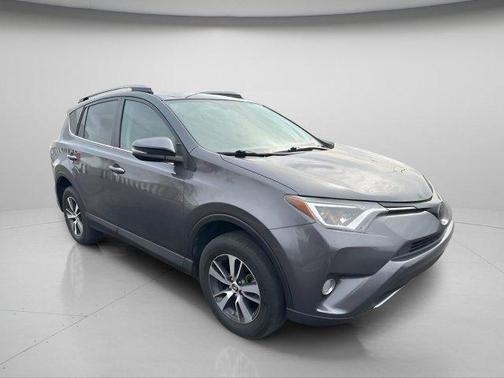 Magnetic Gray Metallic 2017 Toyota RAV4 XLE