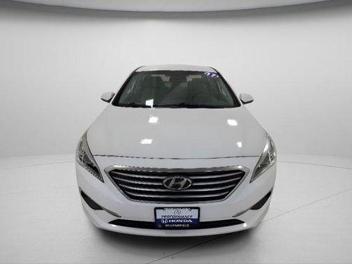 Quartz White Pearl 2017 Hyundai SONATA SE