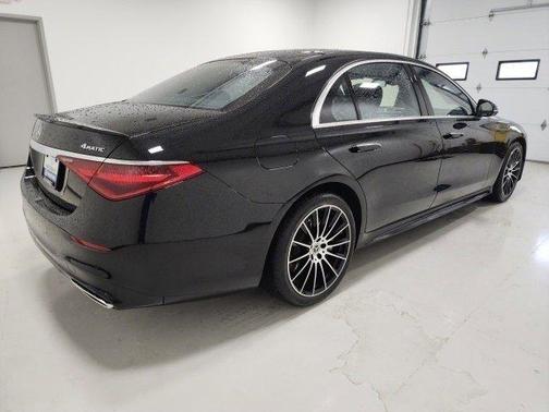 2022 Mercedes-Benz S-Class 4MATIC