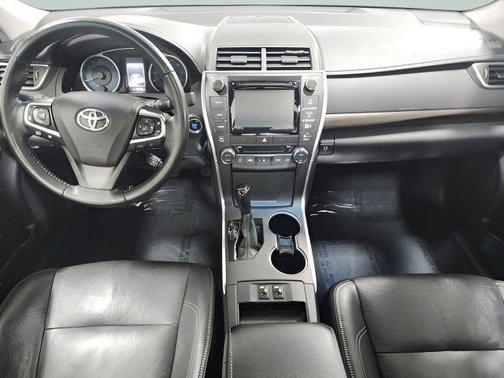 2016 Toyota Camry XSE