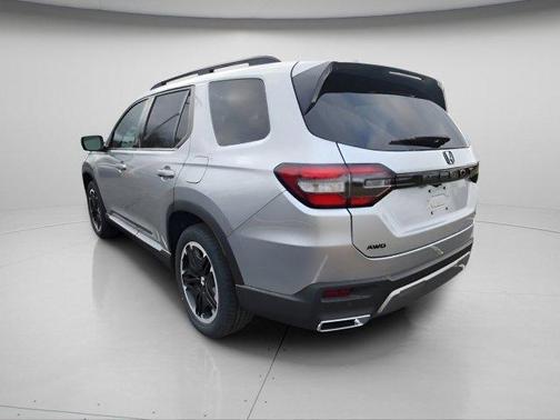 2026 Honda Pilot Touring 8-Passenger