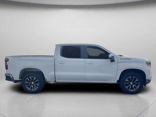 Summit White 2022 Chevrolet Silverado 1500 LT