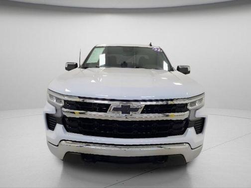 Summit White 2022 Chevrolet Silverado 1500 LT