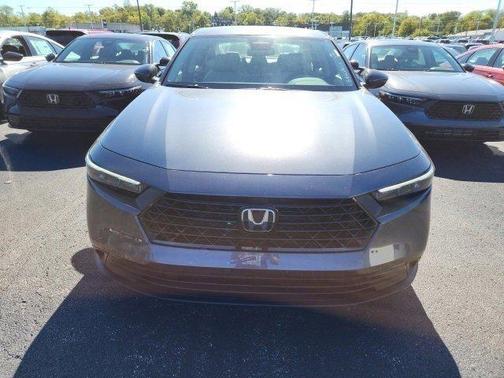 2025 Honda Accord LX 1.5T
